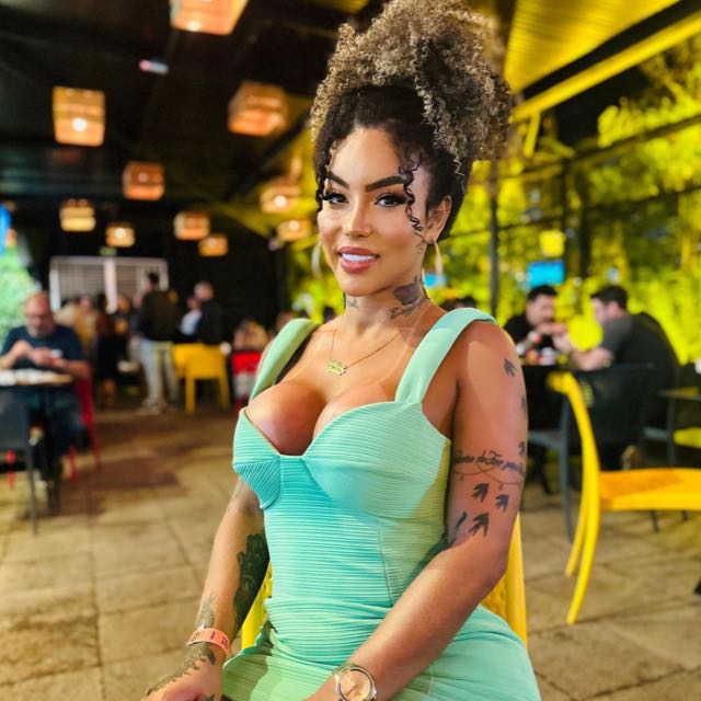 Acompanhante Travesti Alice Marie em Lisboa